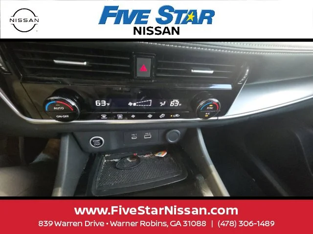 Used 2021 Red Nissan SV image 20