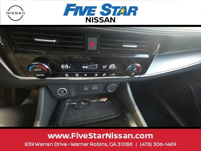 Used 2021 Red Nissan SV image 20