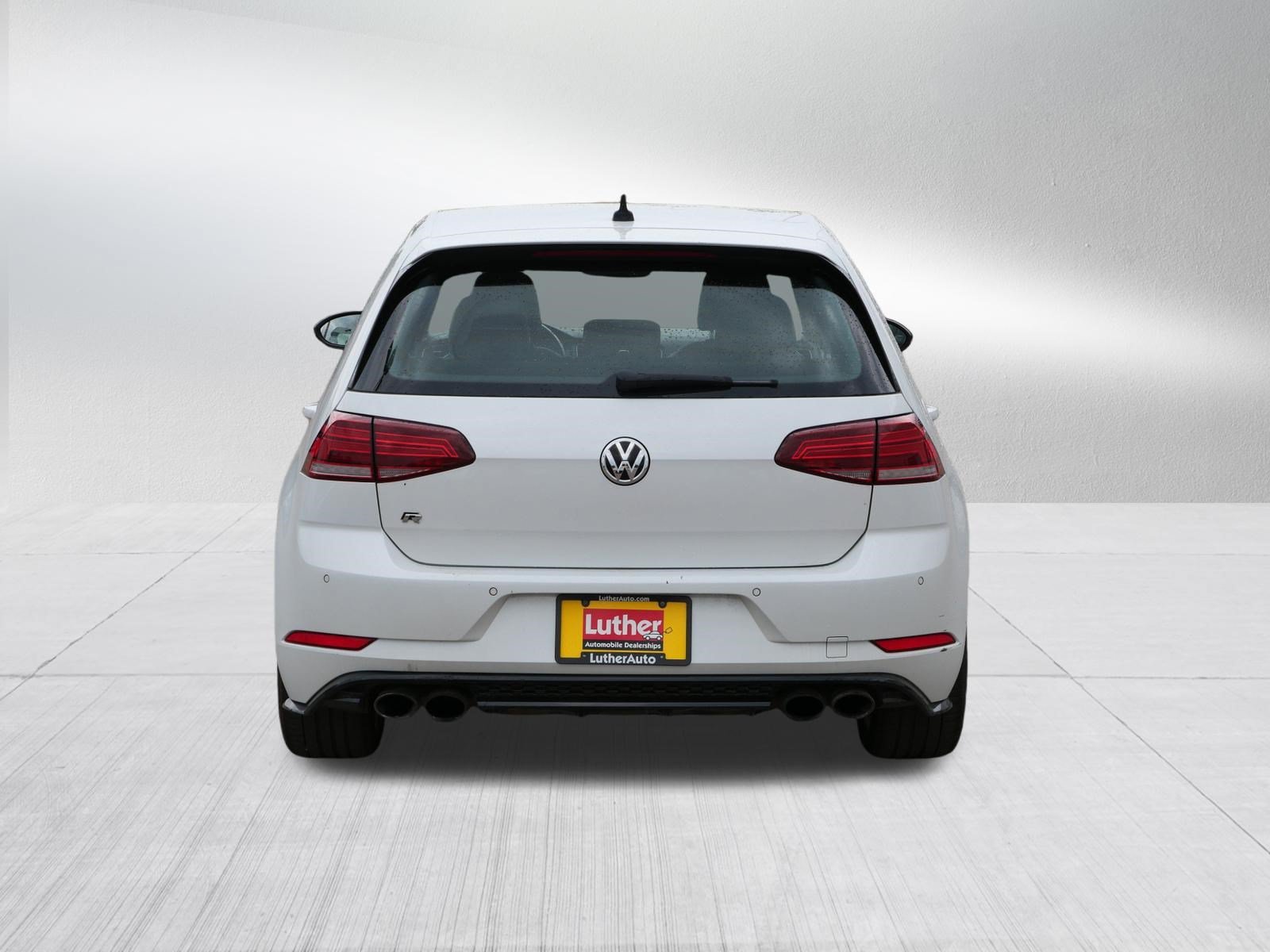 Used 2018 Oryx White Pearl Metallic Volkswagen HB W/DCC/ image 6