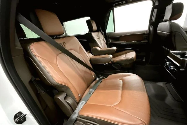 Used 2024 Star White Metallic Tri-Coat Ford King Ranch image 27