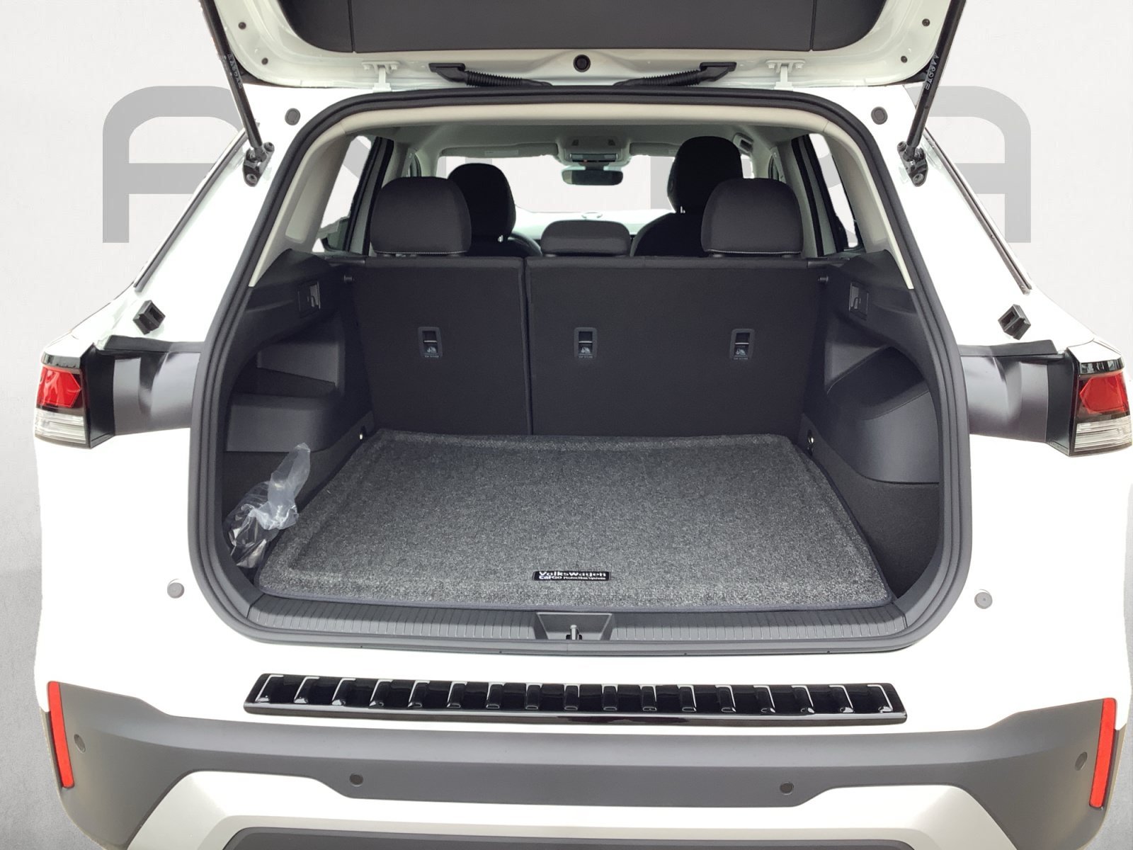 New 2026 PURE WHITE Volkswagen S image 10