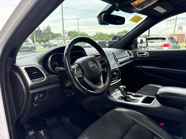 Used 2019 White Jeep Altitude image 13