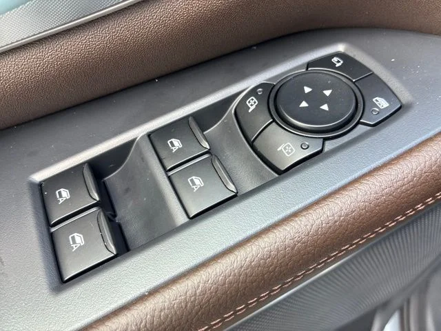 New 2027 Glacier Gray Metallic Tri-Coat Ford King Ranch® image 18