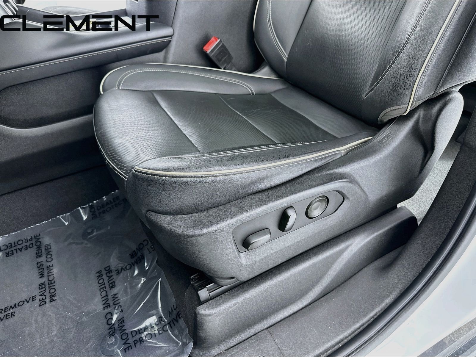 2021 Chevrolet Suburban Premier - Photo 29