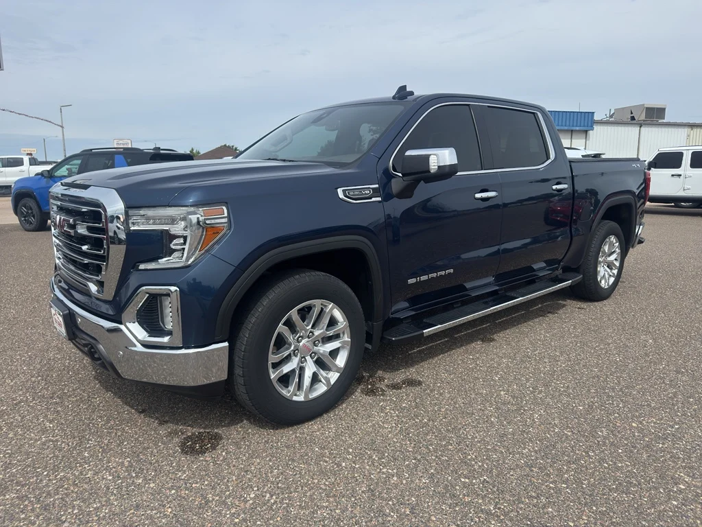Used 2021 Pacific Blue Metallic GMC SLT image 2