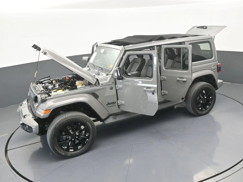 Used 2022 Sting-Gray Clearcoat Jeep Unlimited Sahara High Altitude image 69