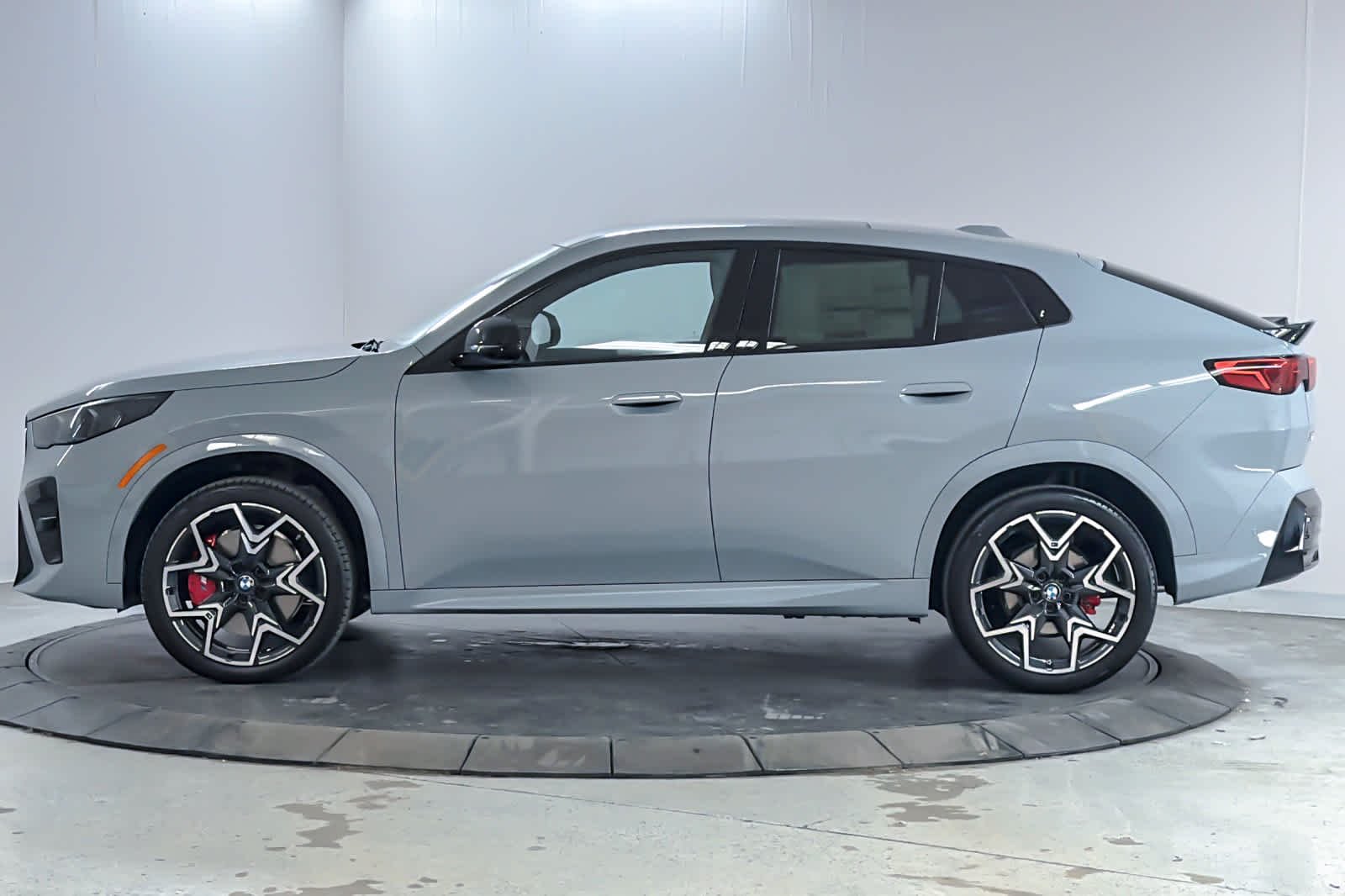 New 2026 Brooklyn Grey Metallic BMW xDrive28i image 5