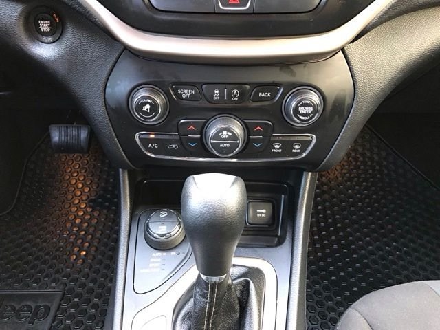 2017 Jeep Cherokee Latitude - Photo 17