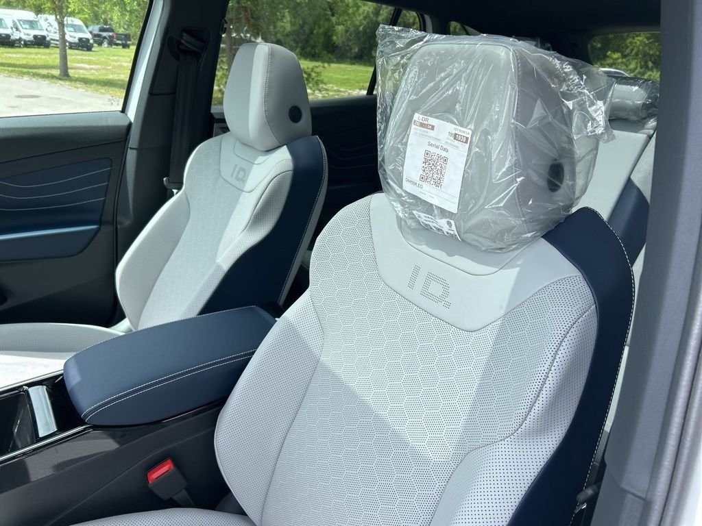 New 2026 White Volkswagen Pro S image 22