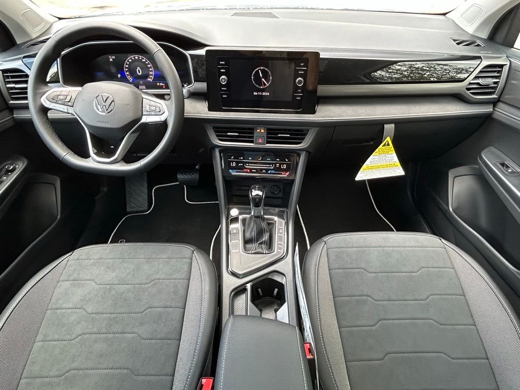 New 2026 Gray Volkswagen 1.5T SE Black image 9