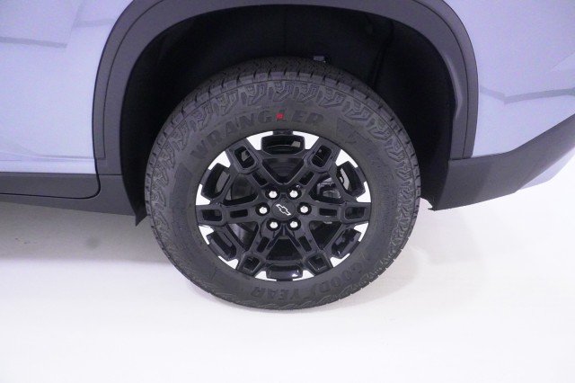2027 Chevrolet Traverse Z71 - Photo 11