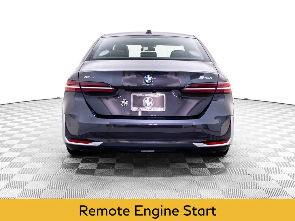 Used 2024 Gray BMW 540i xDrive image 4