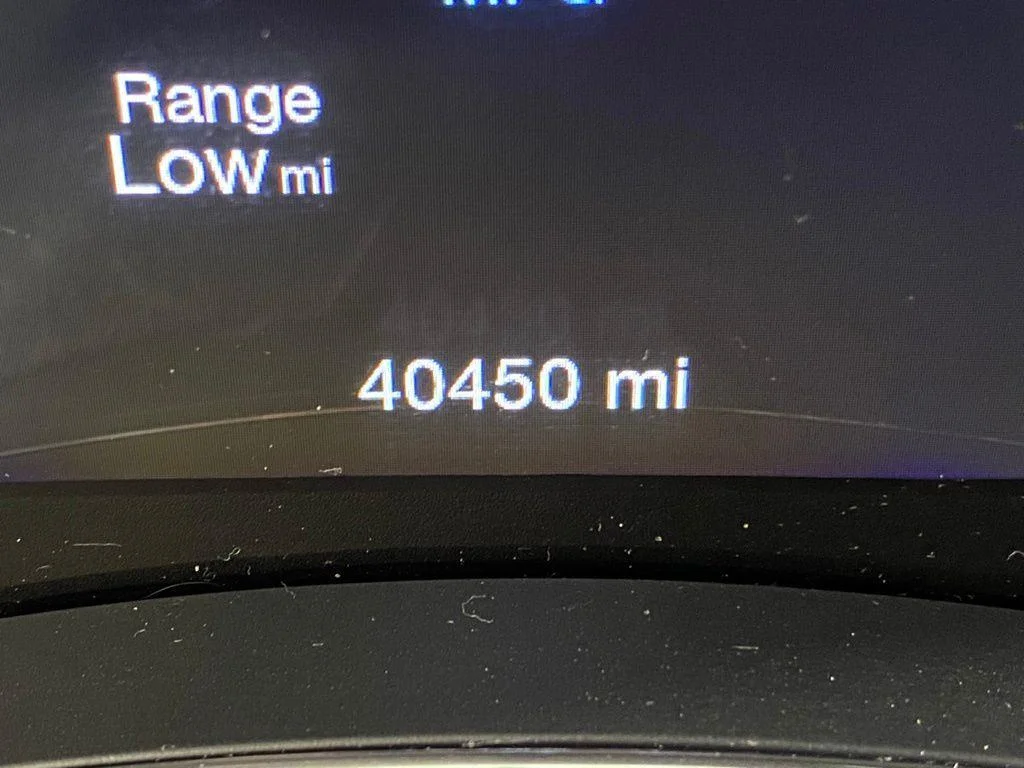 Used 2019 Black Clearcoat Dodge SXT Plus image 17