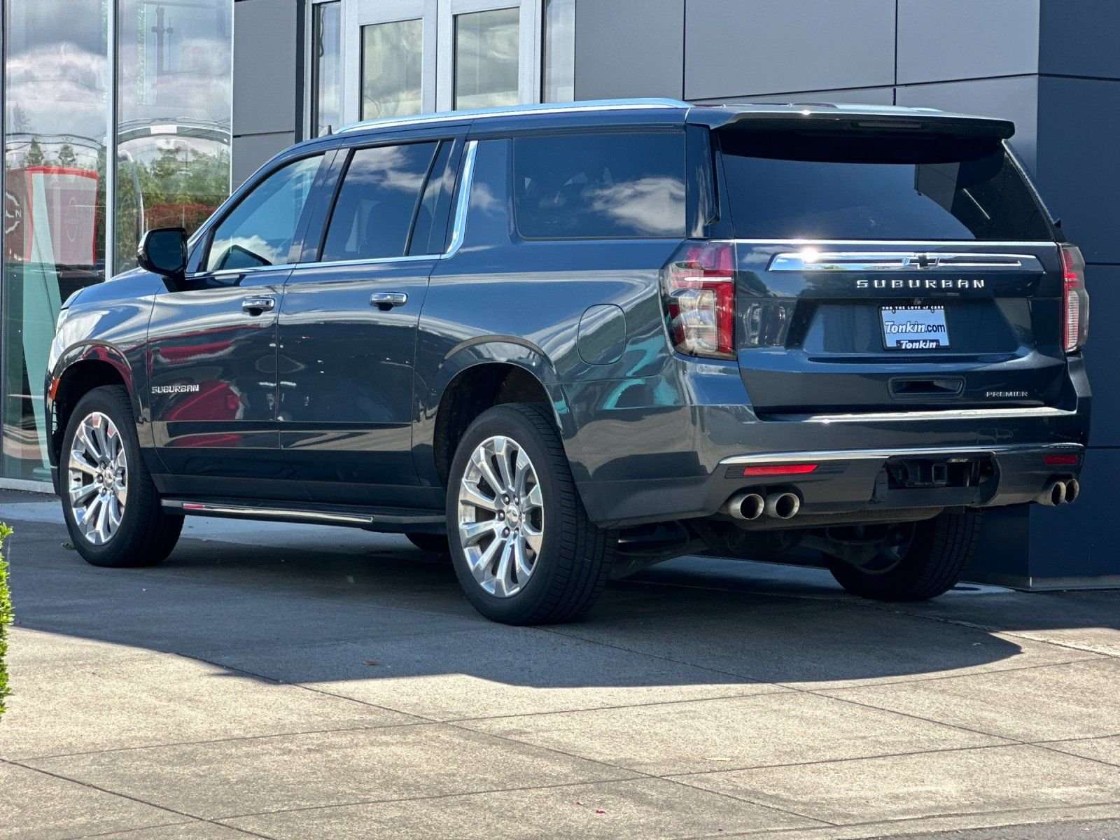 Used 2021 Shadow Gray Metallic Chevrolet Premier image 5
