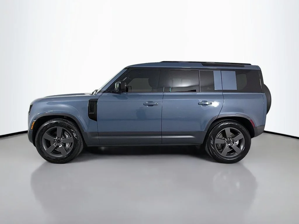 Used 2026 Blue Land Rover S image 8