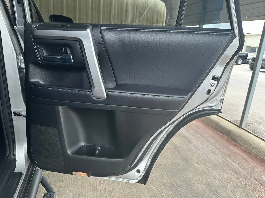 Used 2019 Silver Toyota SR5 Premium image 32