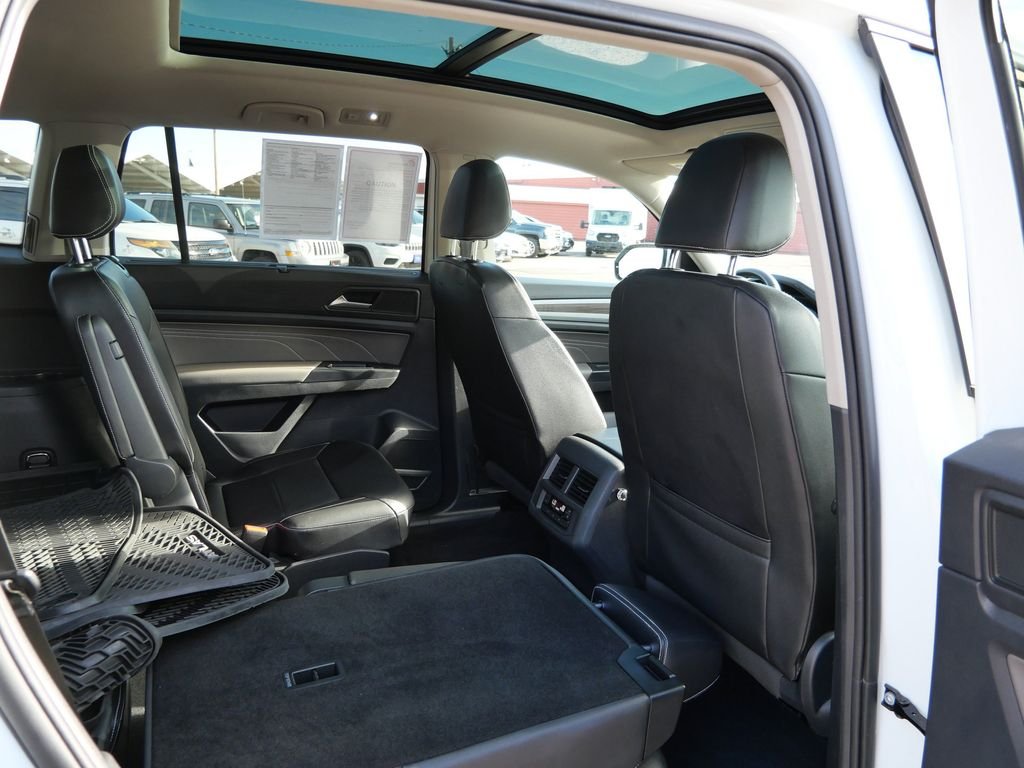 Certified Used 2021 White Volkswagen SEL image 13