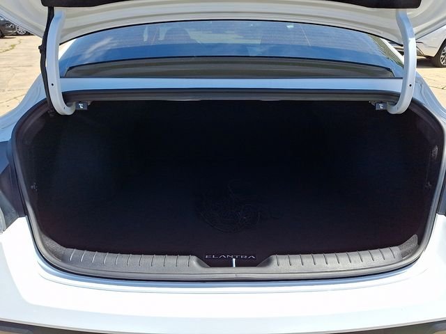 Certified Used 2025 White Hyundai SEL Sport image 30
