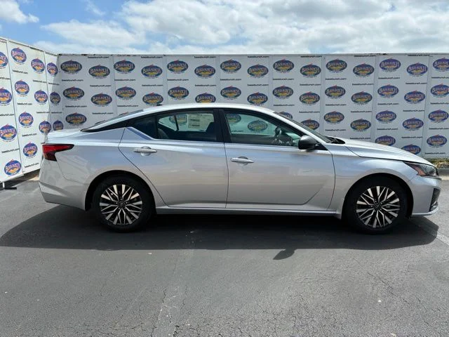 2026 Nissan Altima SV