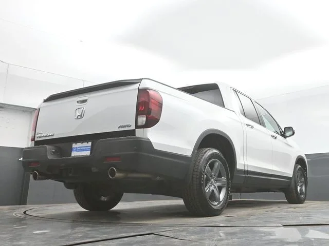 Used 2023 White Honda RTL-E image 47