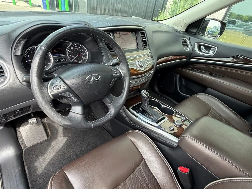 Used 2019 Gray INFINITI LUXE image 7