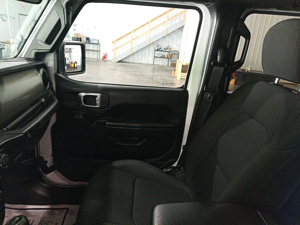 Used 2020 White Jeep Unlimited Sport S image 11
