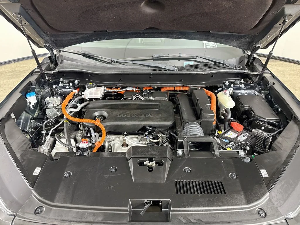 Used 2024  Honda Sport image 28