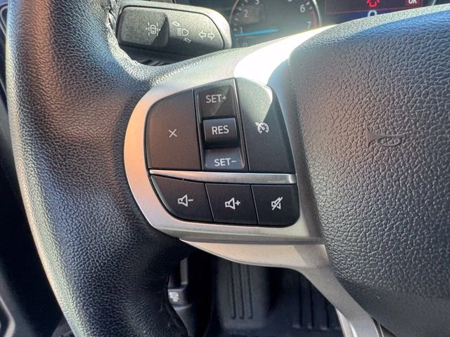Used 2023 Black Ford XLT image 19