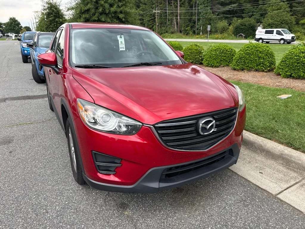 Used 2016 Red Mazda Sport image 3