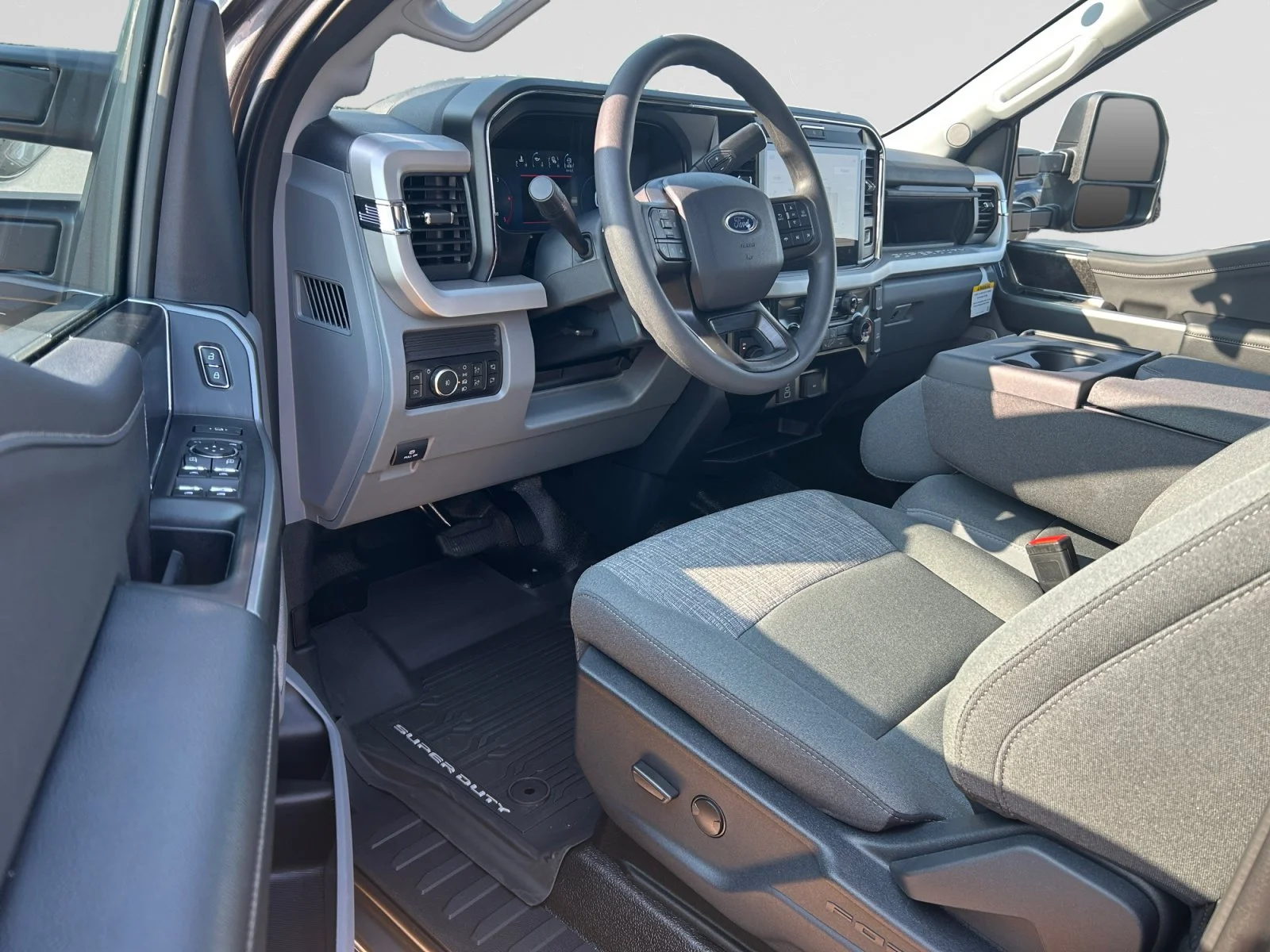 New 2026 Carbonized Grey Metallic Ford XLT image 12