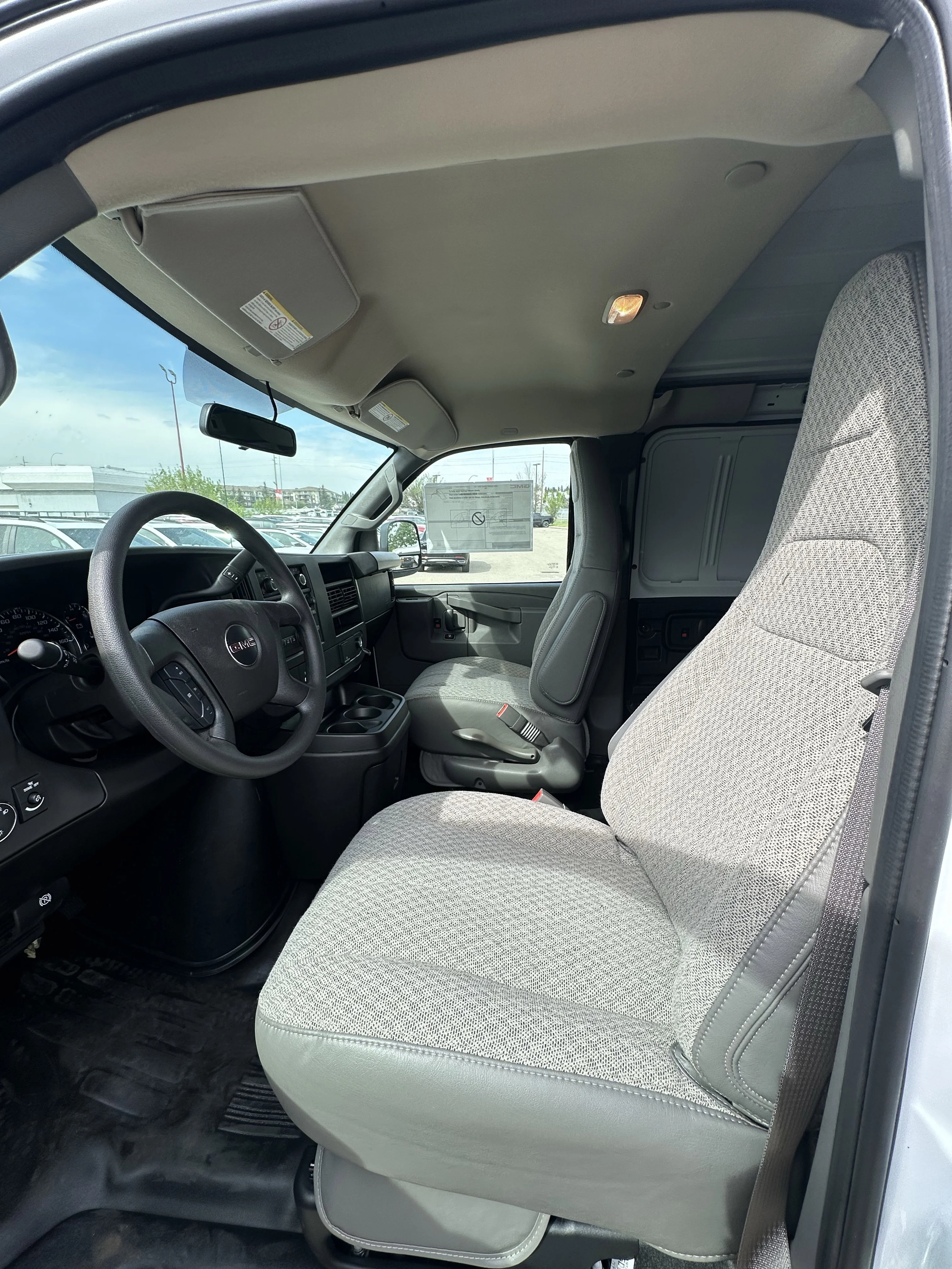 New 2026 Summit White GMC RWD 3500 135 image 10