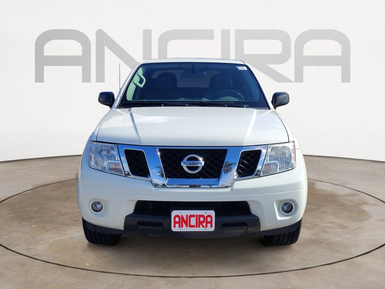 Used 2020 Glacier White Nissan SV image 5