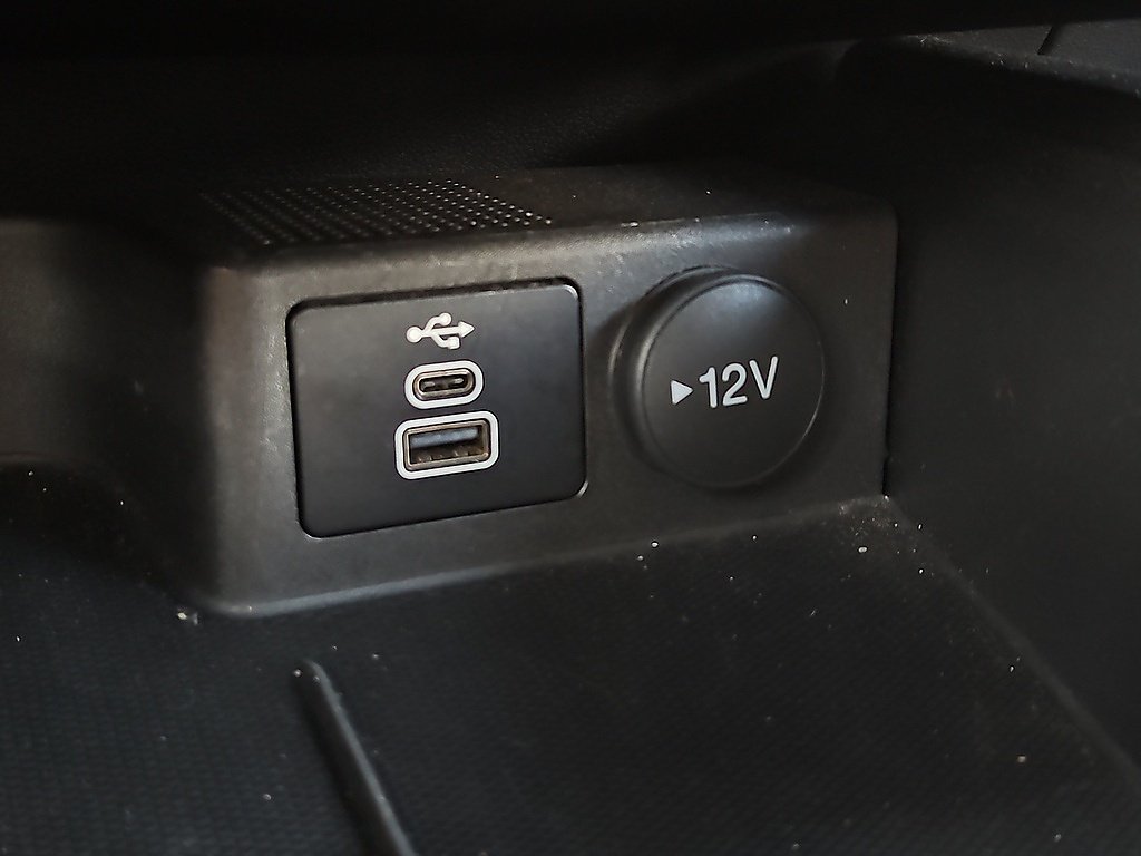 Used 2025 Vapor Blue Ford ST-Line image 22