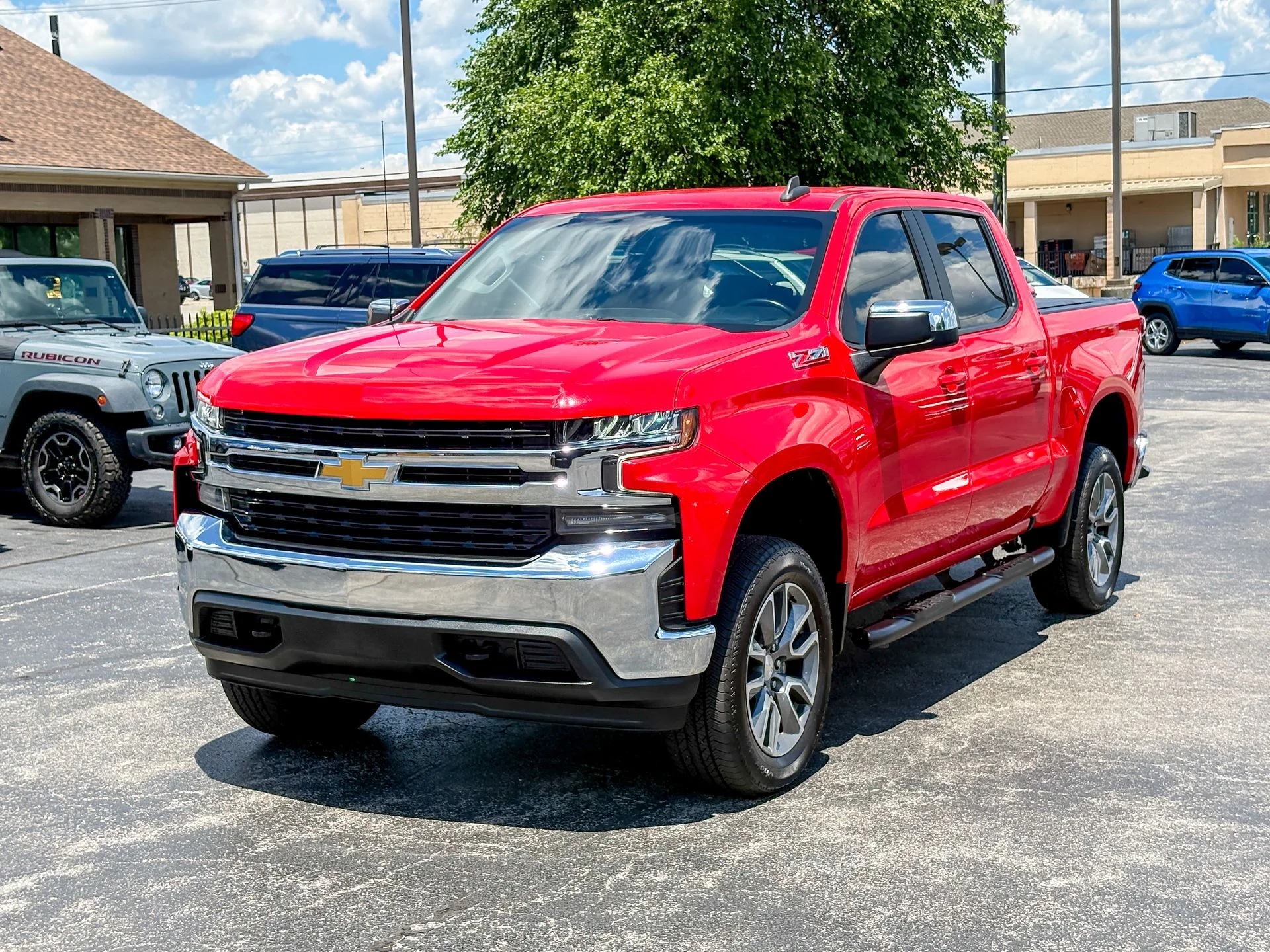 Used 2022 Red Chevrolet LT image 5