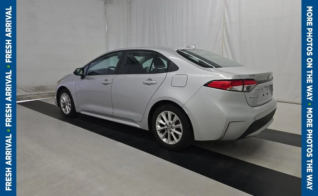 Used 2020 Silver Toyota LE image 4