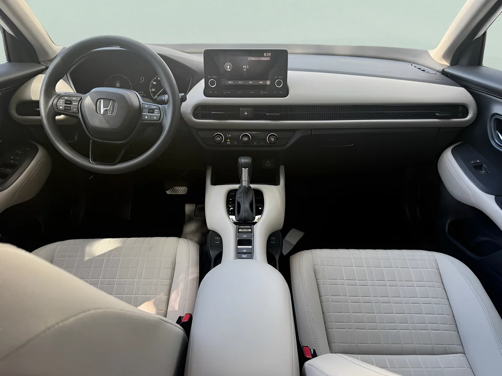 2025 Honda HR-V LX - Photo 14