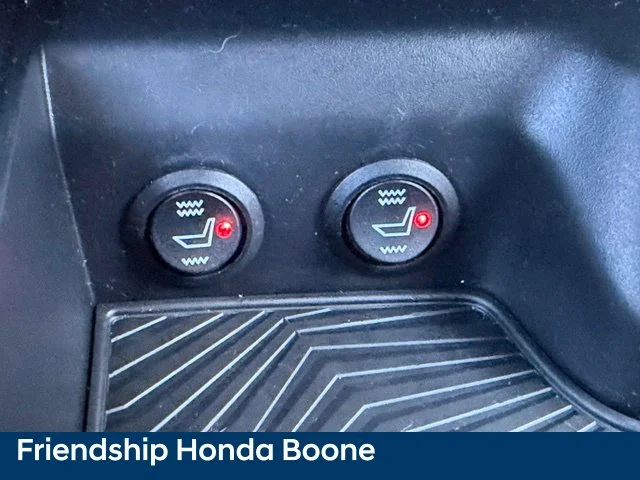 Used 2019 Red Honda LX image 27