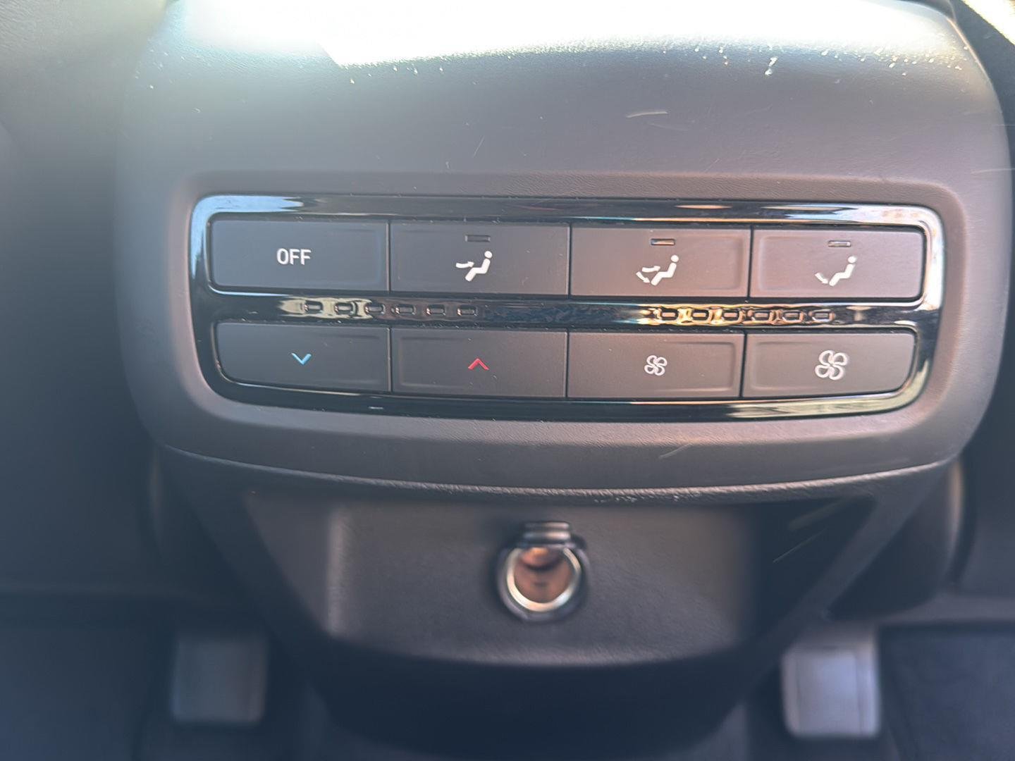 Used 2020 Steel Graphite Hyundai SE image 22