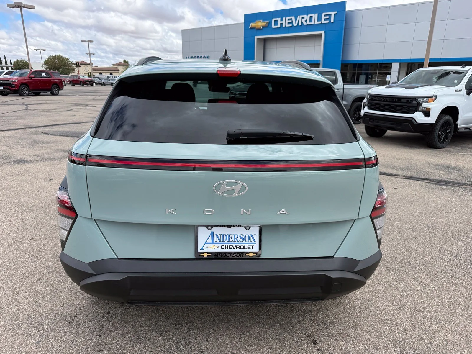 2025 Hyundai Kona SEL - Photo 7