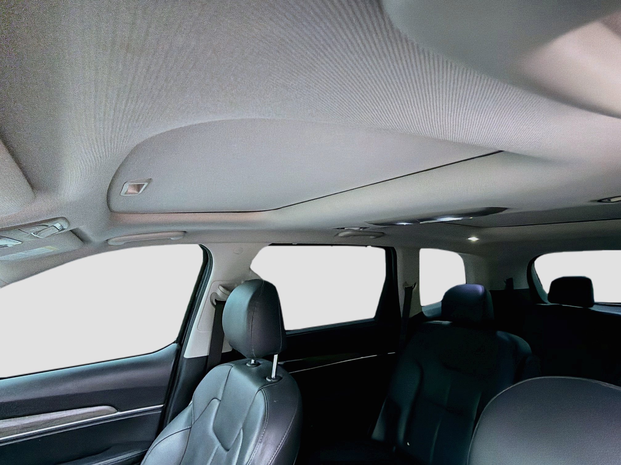 Used 2020 Ebony Black Kia SX image 29