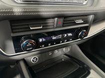 2023 Nissan Rogue SV - Photo 13