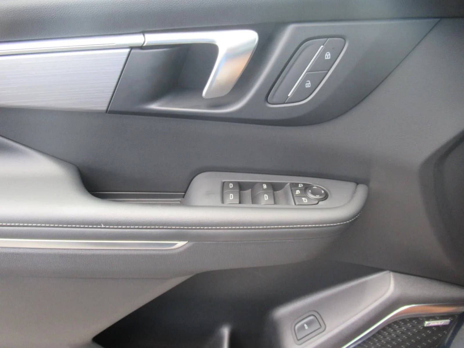 Used 2025 Blue Buick Preferred image 20