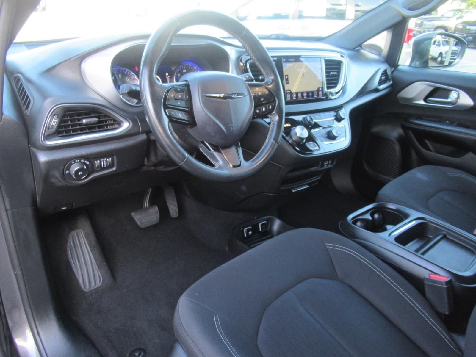 Used 2019 Gray Chrysler Touring Plus image 20