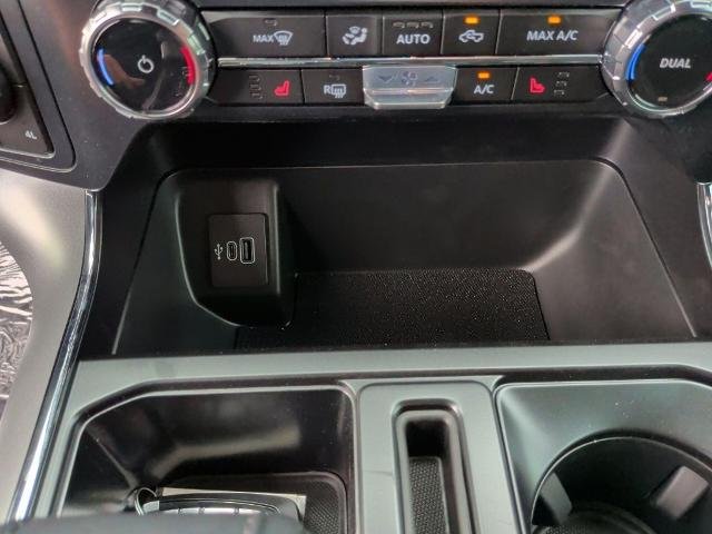 New 2026 Carbonized Gray Metallic Ford XLT image 79
