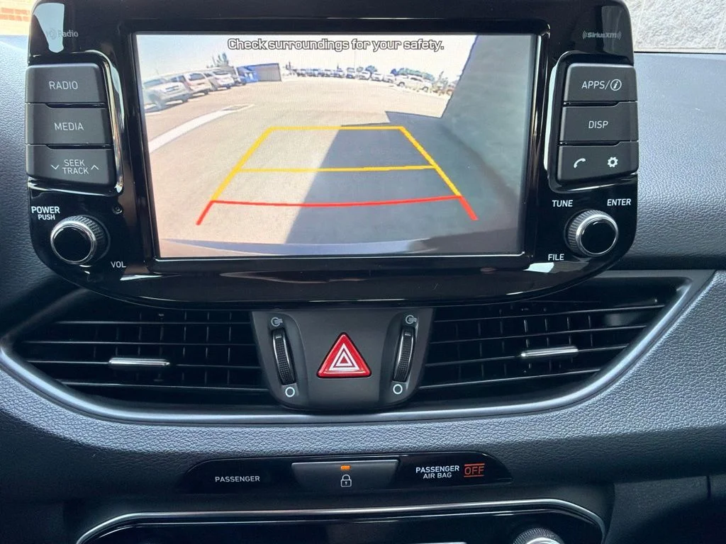 Used 2019 Black Hyundai Base image 13