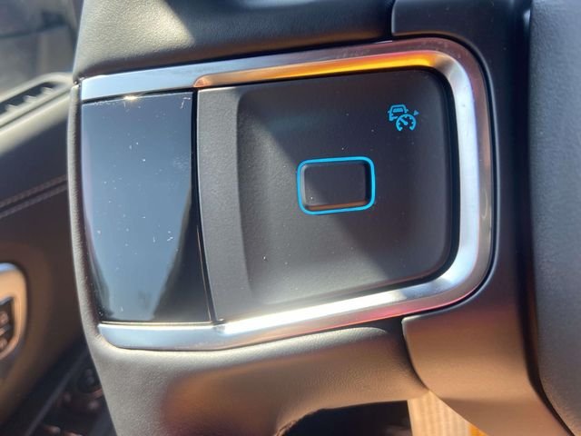 New 2026 Space Silver Metallic Ford Platinum® image 15
