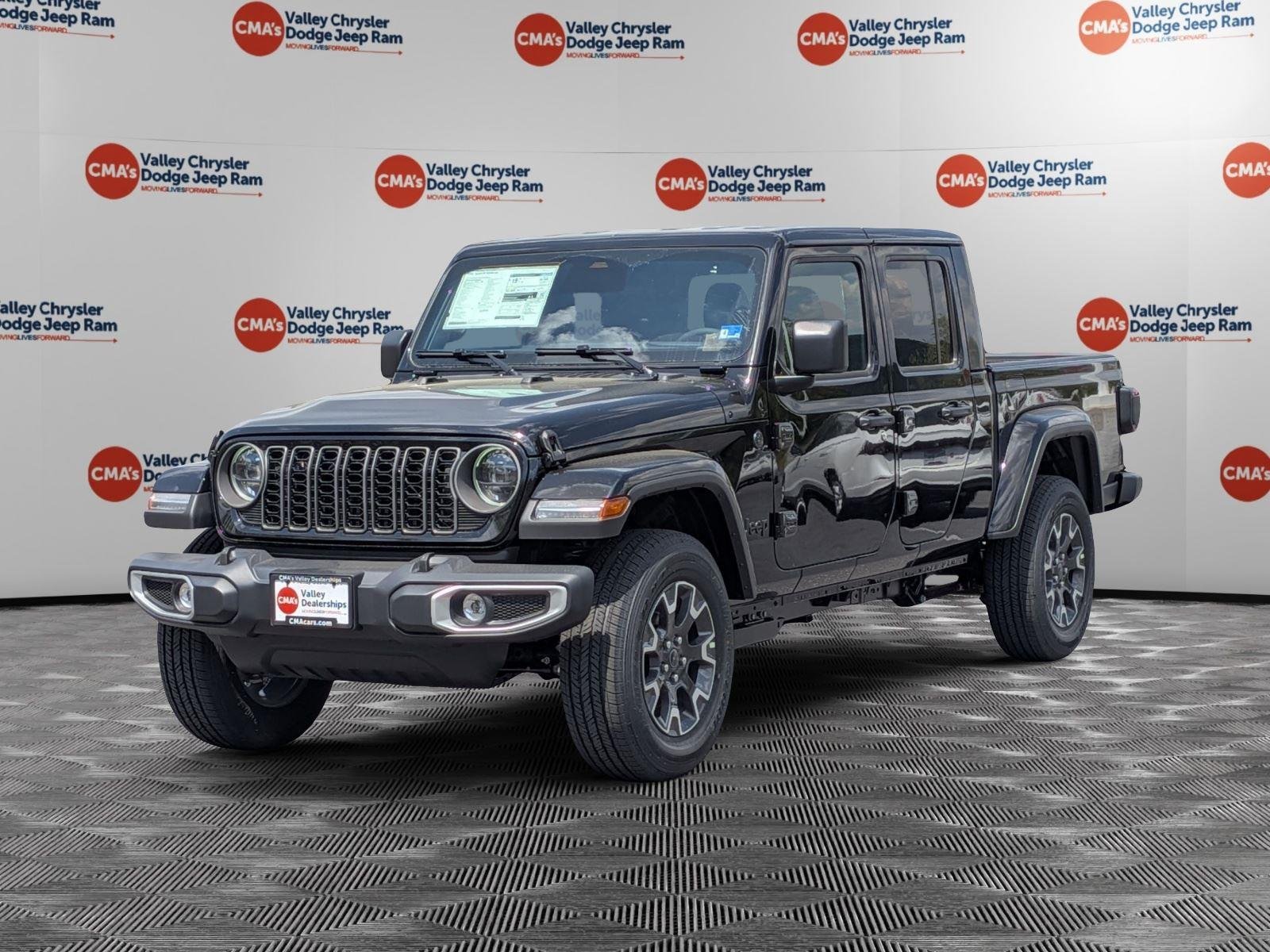 2026 Jeep Gladiator Sahara Auto's photo