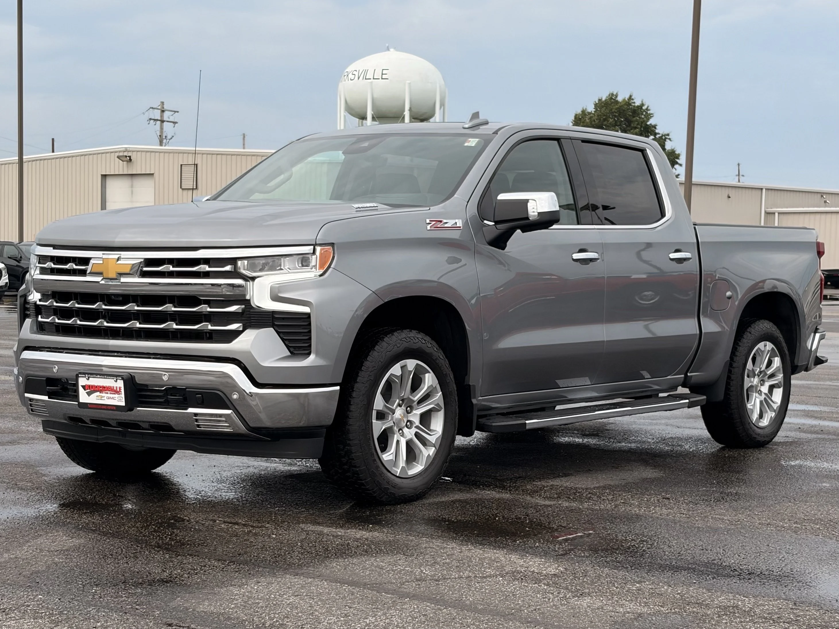2026 Chevrolet Silverado 1500 LTZ - Photo 9
