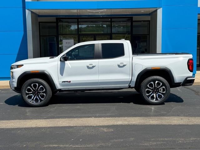 2026 GMC Canyon 4WD AT4 Crew Cab Short Box's photo