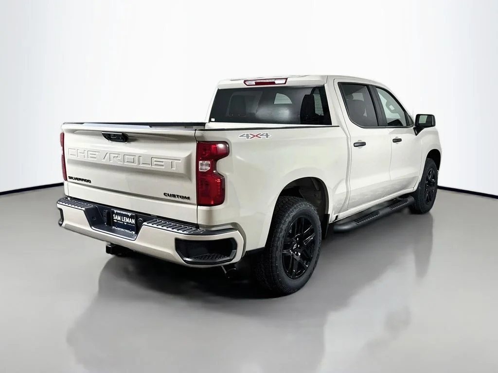 New 2026 White Chevrolet Custom image 7